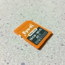 デジカメで撮影した写真をFlickrなどに自動アップロードしてくれる「Eye-Fi Pro X2」