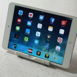 角度調整もできる！iPad miniやiPad Airで使えるオススメのスタンド