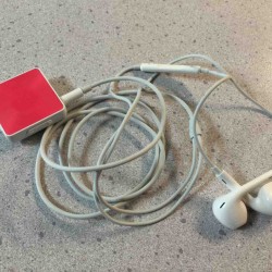 イヤホンを無線化できるBluetoothレシーバーSBH20を買ってみた。iPhone・iPad・Apple Watchなどで使える！